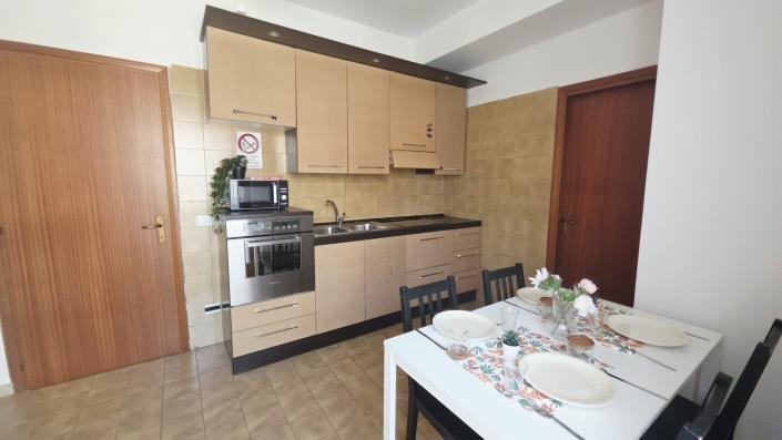 Image No.14-3 Bed Apartment for sale