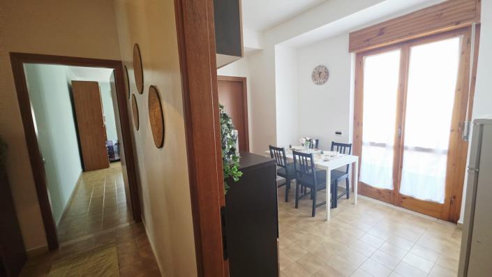Image No.29-3 Bed Apartment for sale