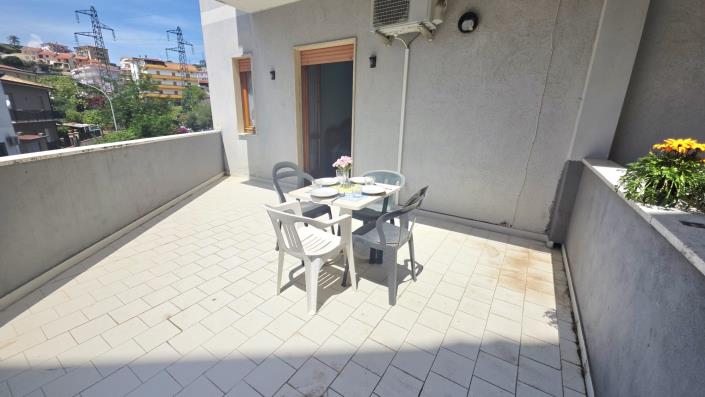 Image No.43-3 Bed Apartment for sale