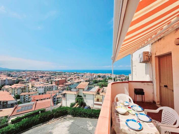 Image No.19-2 Bed Apartment for sale