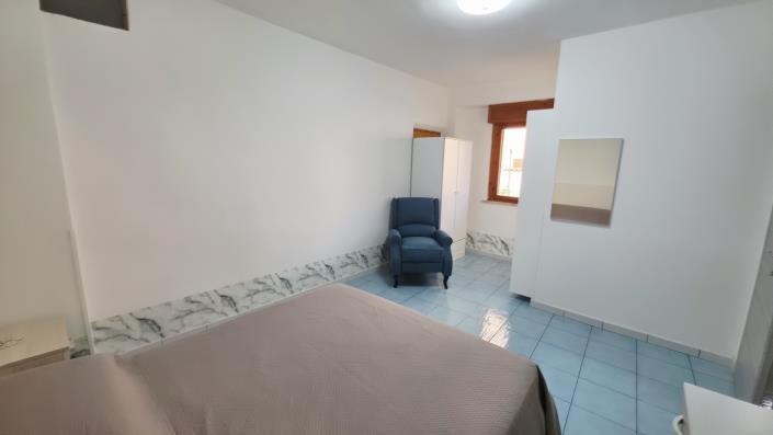 Image No.17-1 Bed Property for sale