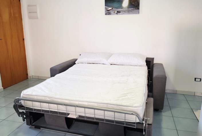 Image No.22-1 Bed Property for sale