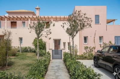 apartment-for-sale-maleme12