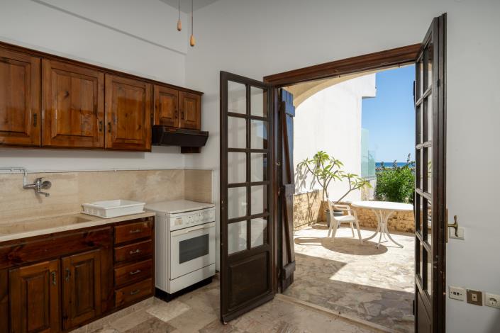 Image No.3-4 Bed Villa for sale
