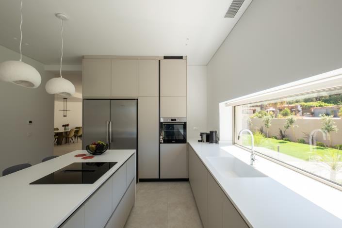 Image No.12-4 Bed Villa / Detached for sale