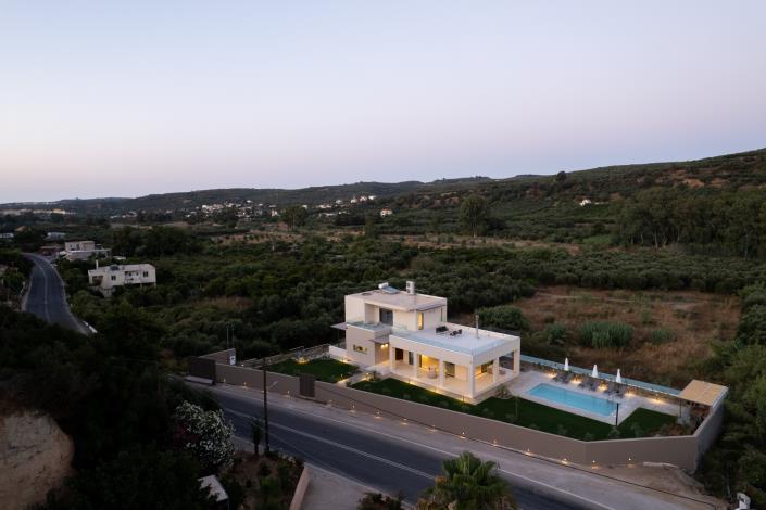 Image No.18-4 Bed Villa / Detached for sale