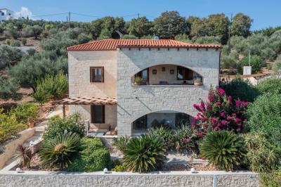 Luxury-stone-villa--5-