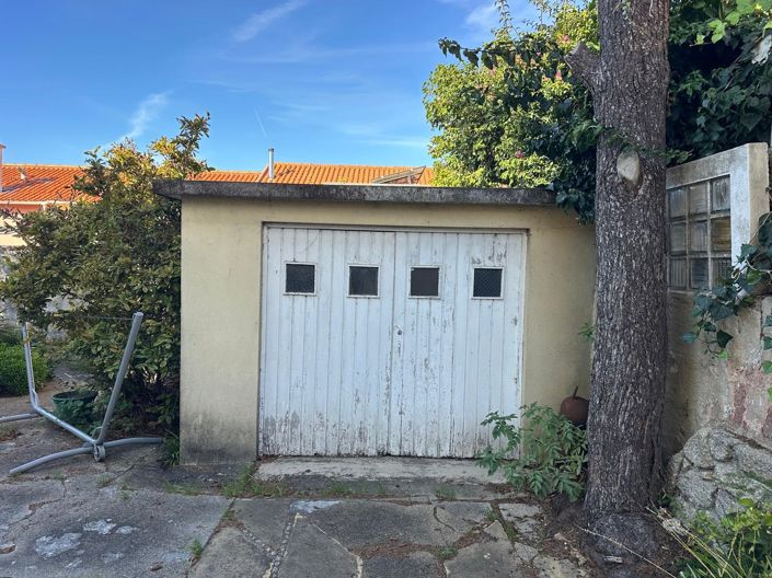 Image No.7-Propriété de 6 chambres à vendre à Porto