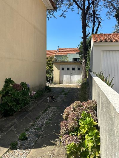 Image No.9-Propriété de 6 chambres à vendre à Porto