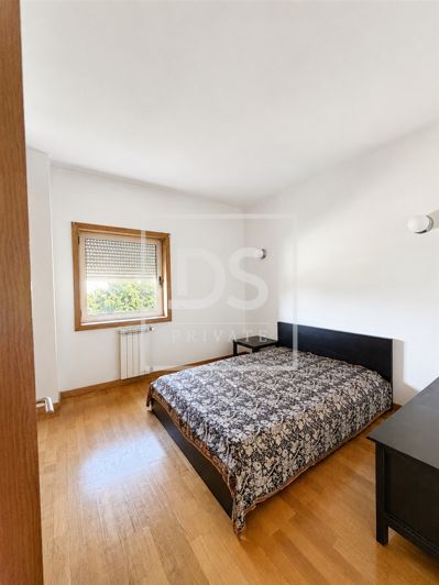 Image No.15-2 Bed Flat for sale