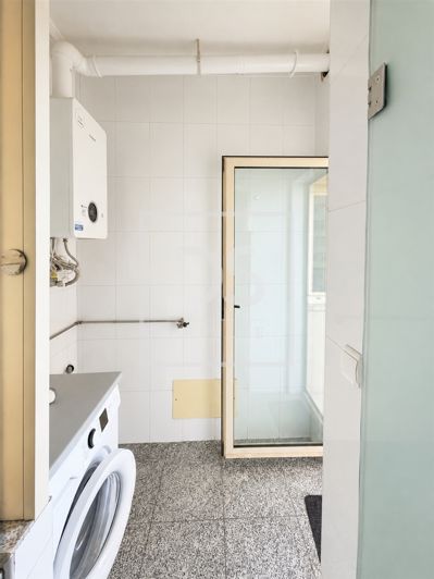 Image No.19-2 Bed Flat for sale