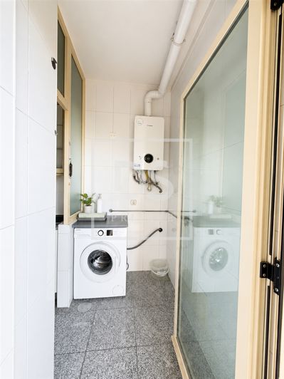 Image No.20-2 Bed Flat for sale