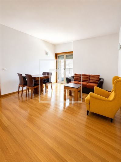 Image No.4-2 Bed Flat for sale