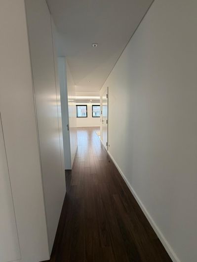 Image No.4-3 Bed Flat for sale