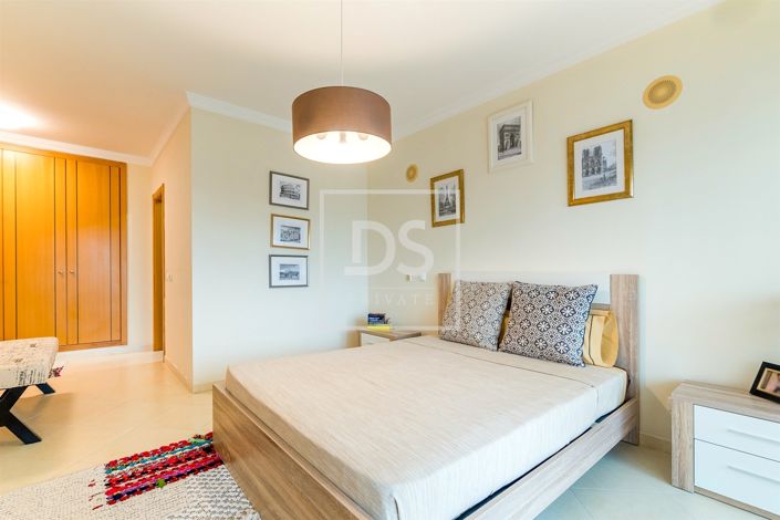 Image No.19-2 Bed Flat for sale