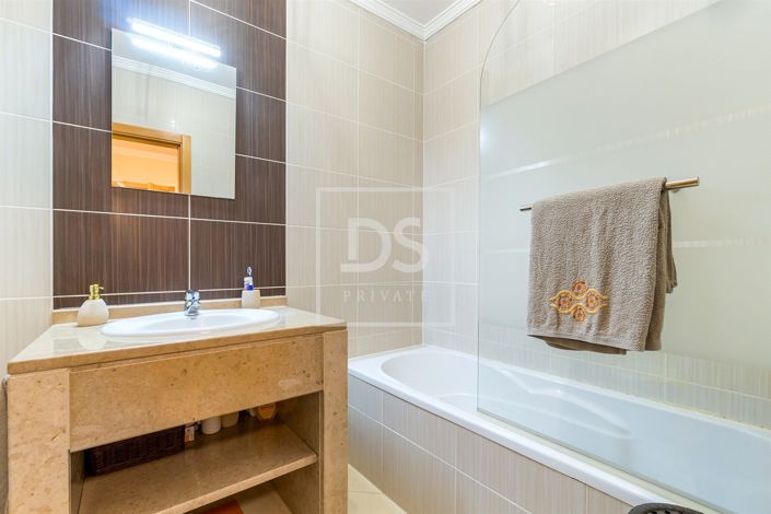 Image No.20-2 Bed Flat for sale