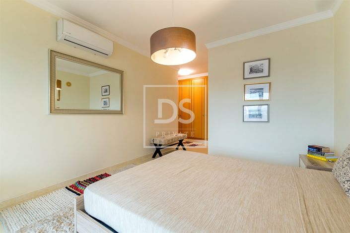 Image No.23-2 Bed Flat for sale