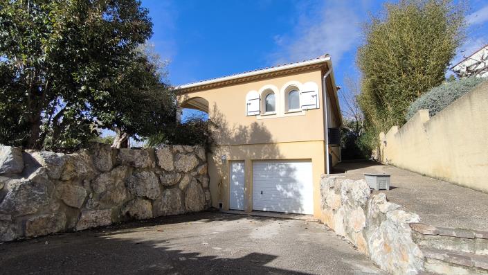 Image No.11-4 Bed Villa / Detached for sale