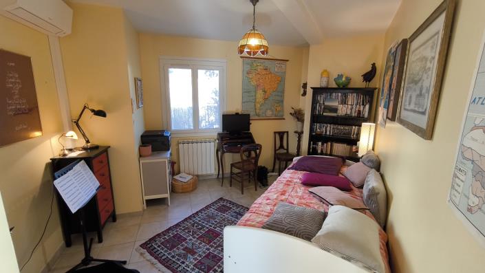 Image No.39-4 Bed Villa / Detached for sale