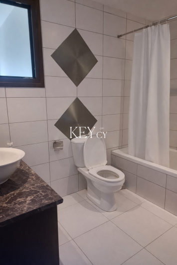 Image No.13-4 Bed House for sale
