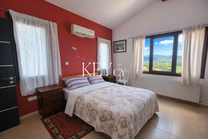 Image No.15-4 Bed House for sale
