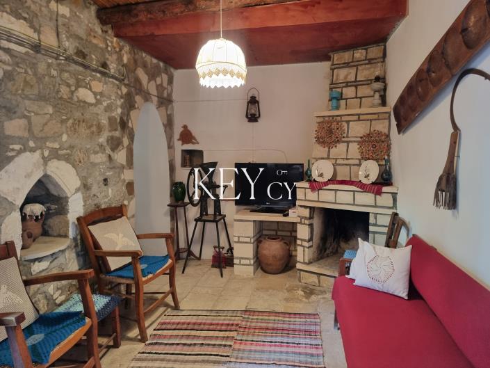 Image No.4-3 Bed Village House for sale