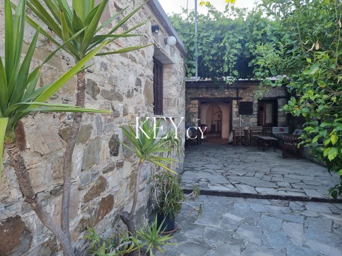 Image No.9-3 Bed Village House for sale