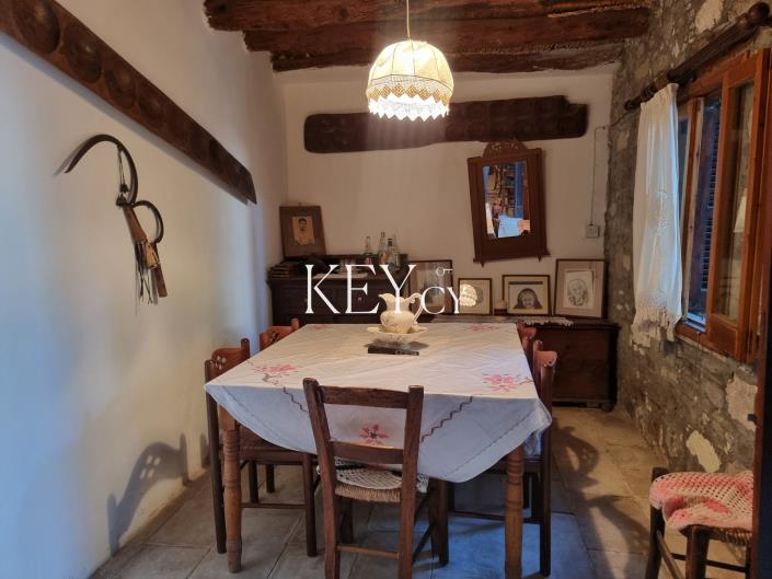 Image No.24-3 Bed Village House for sale