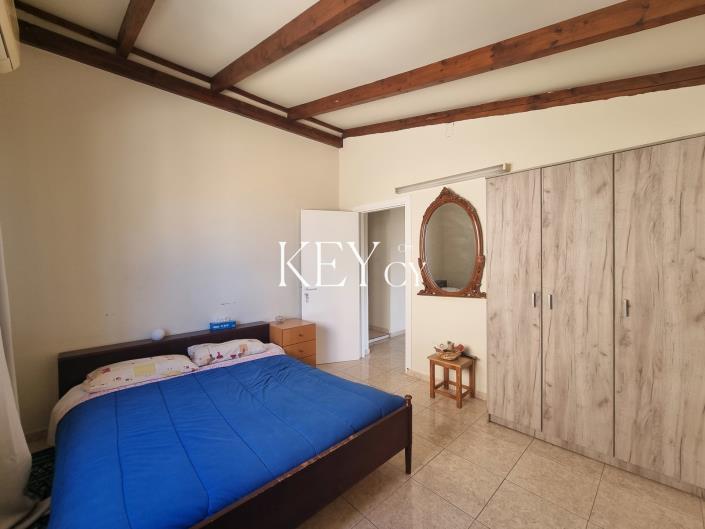 Image No.17-3 Bed House for sale