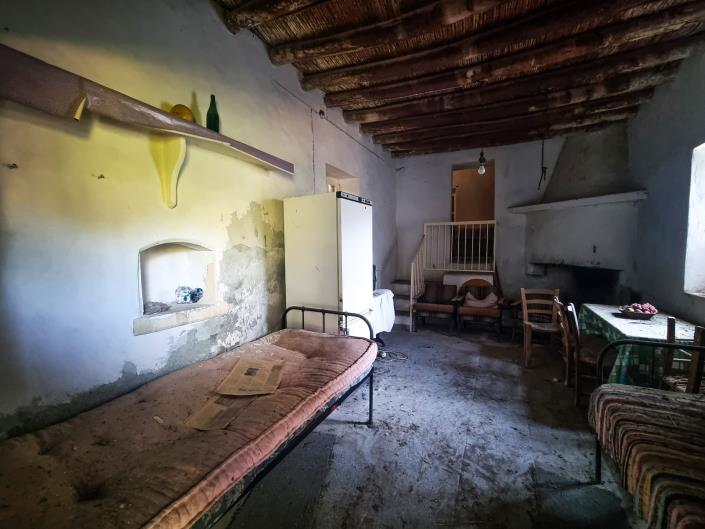 Image No.24-4 Bed Country House for sale