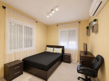 39e324e7-b93b-4200-a6bd-512b142a1bd6