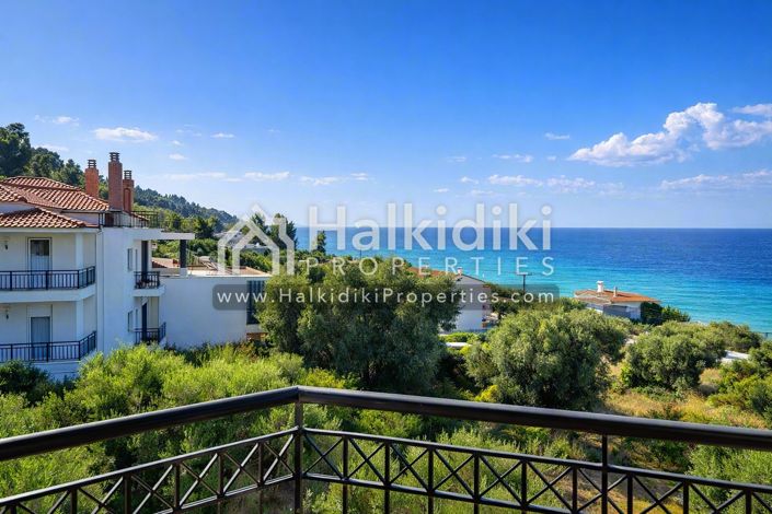 Image No.17-Villa de 6 chambres à vendre à Nea Skioni