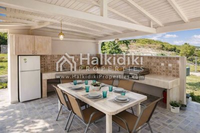 outdoor-kitchen