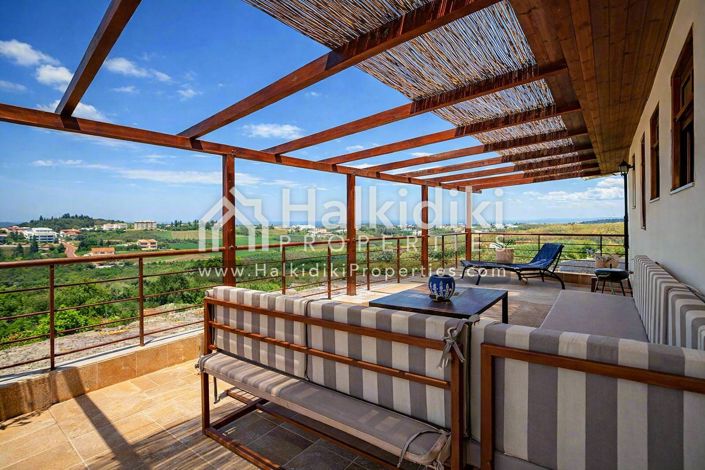 Image No.10-7 Bed Apartment for sale
