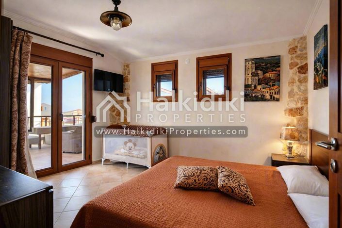 Image No.12-7 Bed Apartment for sale