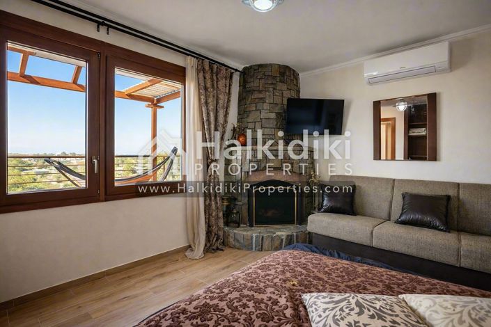 Image No.15-7 Bed Apartment for sale