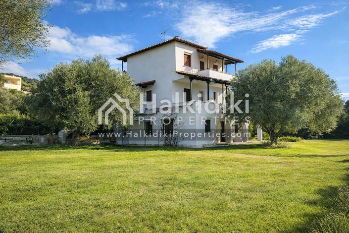 Image No.2-Villa de 5 chambres à vendre à Halkidiki