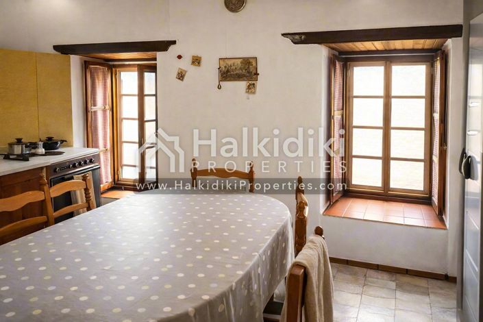 Image No.5-Villa de 4 chambres à vendre à Nikiti