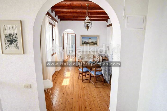 Image No.20-6 Bed Apartment for sale