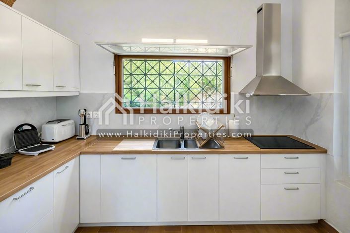 Image No.21-6 Bed Apartment for sale