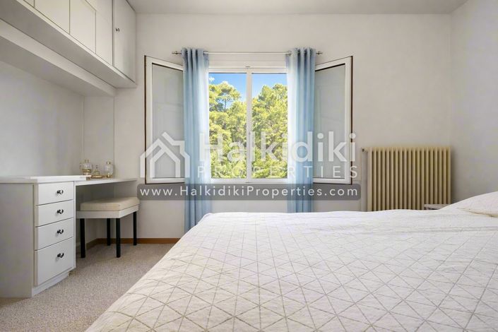 Image No.9-6 Bed Apartment for sale