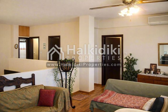 Image No.20-10 Bed Villa for sale