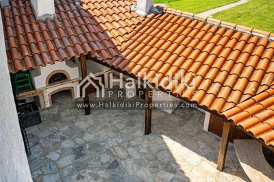 outdoor-kitchen