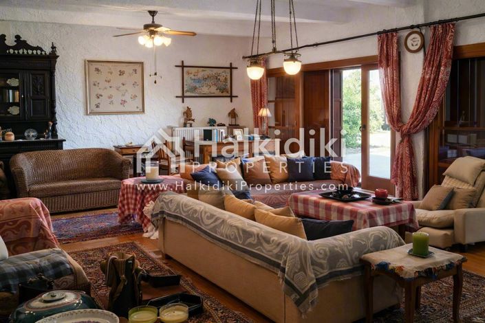 Image No.4-7 Bed Apartment for sale