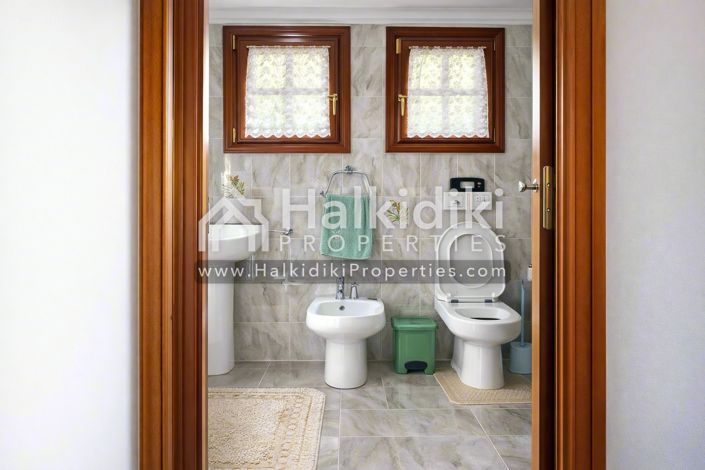 Image No.2-Villa de 5 chambres à vendre à Halkidiki