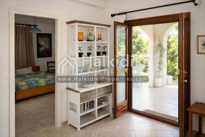 Image No.6-4 Bed Apartment for sale