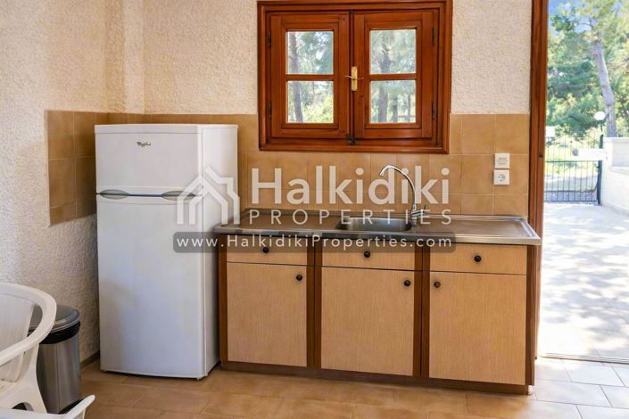 Image No.10-9 Bed Apartment for sale