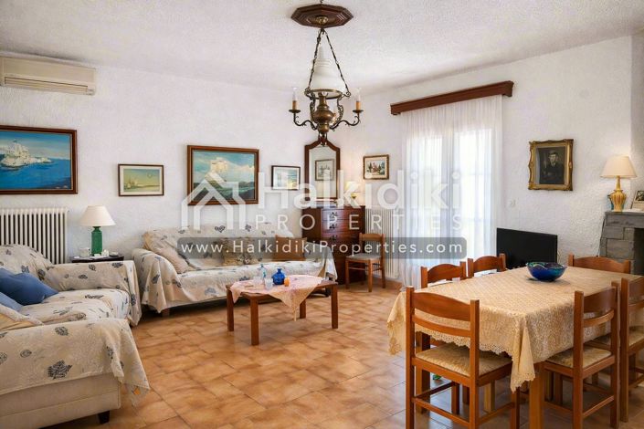 Image No.19-9 Bed Apartment for sale