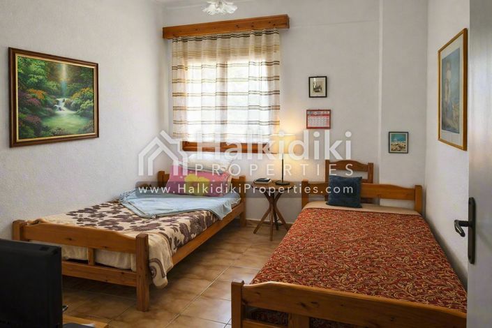 Image No.2-9 Bed Apartment for sale