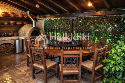 outdoor-kitchen